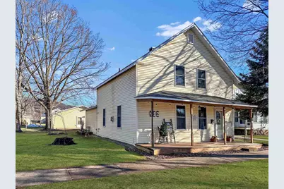 412 N Wacouta Avenue, Prairie Du Chien, WI 53821 - Photo 1