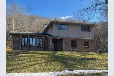 715 S Cairns Avenue, Richland Center, WI 53581 - Photo 1