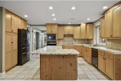 2945 Wyndwood Way, Sun Prairie, WI 53590 - Photo 27