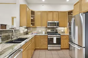 530 W Doty St, Madison, WI 53703 - Photo 7