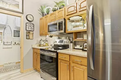 702 Clardell Drive, Sun Prairie, WI 53590 - Photo 15