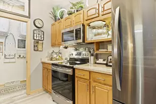 702 Clardell Dr, Sun Prairie, WI 53590 - Photo 15