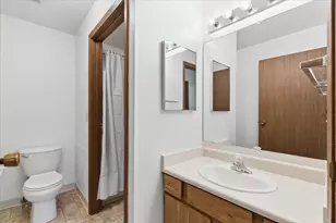 5329 Brody Dr, Madison, WI 53705 - Photo 13