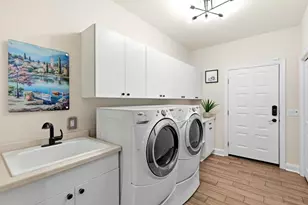 901 Winding Way, Madison, WI 53562 - Photo 19