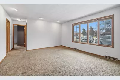 4029 Southwyck Drive, Janesville, WI 53546 - Photo 9