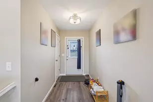 715 Crestview Dr, Reedsburg, WI 53959 - Photo 5