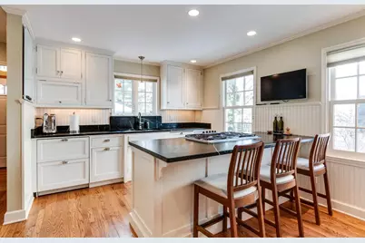 225 Kensington Drive, Madison, WI 53704 - Photo 15