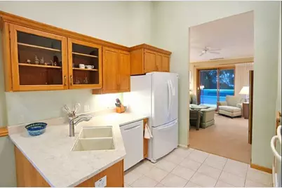 28 Deer Point Trail, Madison, WI 53719 - Photo 3