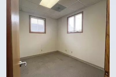 809 Park Avenue #5, Beaver Dam, WI 53916 - Photo 5