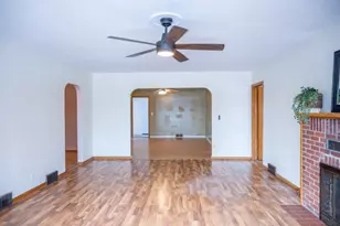 202 W 5th St, Necedah, WI 54646 - Photo 9