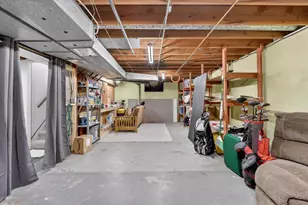 2000 Elizabeth St, Janesville, WI 53548 - Photo 41