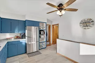 2000 Elizabeth St, Janesville, WI 53548 - Photo 17