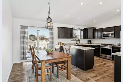 440 White Spruce Avenue, Baraboo, WI 53913 - Photo 7