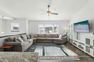 440 White Spruce Ave, Baraboo, WI 53913 - Photo 3