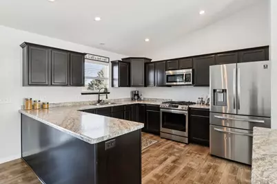 440 White Spruce Avenue, Baraboo, WI 53913 - Photo 11