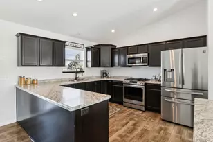 440 White Spruce Ave, Baraboo, WI 53913 - Photo 11