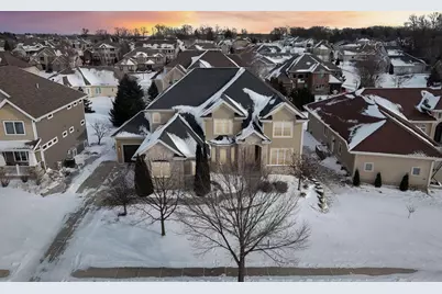 805 Blue Aster Trail, Middleton, WI 53562 - Photo 81