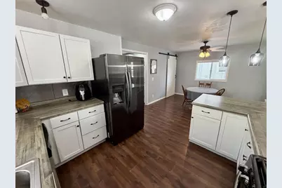 208 N Main Street, Lodi, WI 53555 - Photo 19