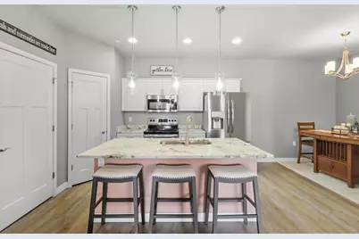 1969 N Windsor Avenue, Cottage Grove, WI 53527 - Photo 7