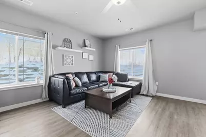 1969 N Windsor Avenue, Cottage Grove, WI 53527 - Photo 5