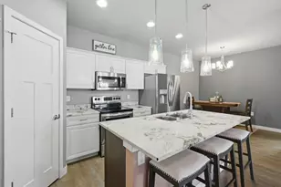 1969 N Windsor Ave, Cottage Grove, WI 53527 - Photo 9