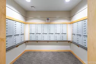 309 W Washington Ave, Madison, WI 53703 - Photo 21