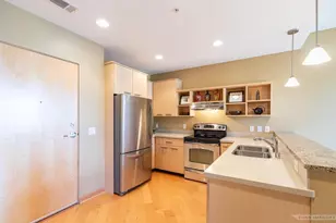 309 W Washington Ave, Madison, WI 53703 - Photo 5