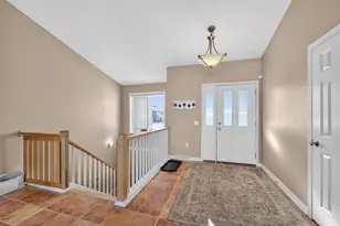 3921 Ambleside Dr, Madison, WI 53719 - Photo 3