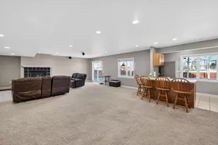 3921 Ambleside Dr, Madison, WI 53719 - Photo 31