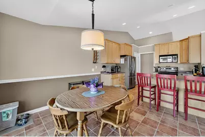 3921 Ambleside Drive, Madison, WI 53719 - Photo 13