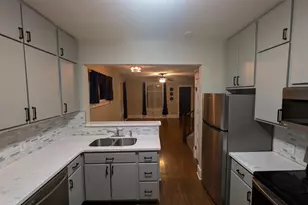 339 E Richland St, Lone Rock, WI 53556 - Photo 5