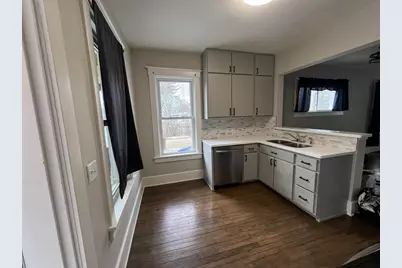 339 E Richland Street, Lone Rock, WI 53556 - Photo 3