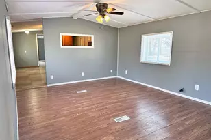 36 Joyce Ave, Prairie Du Chien, WI 53821 - Photo 7