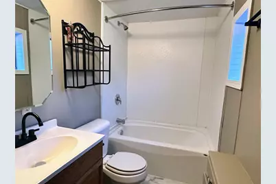 36 Joyce Avenue, Prairie Du Chien, WI 53821 - Photo 9