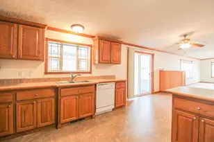 W9194 Ripley Rd, Cambridge, WI 53523 - Photo 9