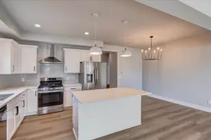 4861 Brassica Rd, Fitchburg, WI 53711 - Photo 11