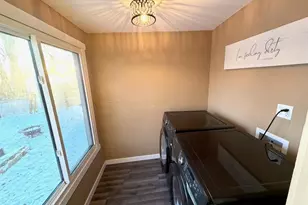 318 N 3rd St, Fort Atkinson, WI 53538 - Photo 39