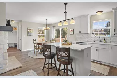 513 Bridlewood Lane, Watertown, WI 53094 - Photo 15