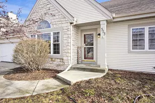 513 Bridlewood Ln, Watertown, WI 53094 - Photo 1