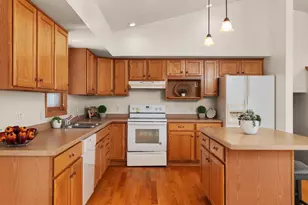 574 Spencer Dr, Janesville, WI 53536 - Photo 11