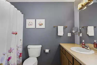 321 W Mulberry Street, Baraboo, WI 53913 - Photo 17