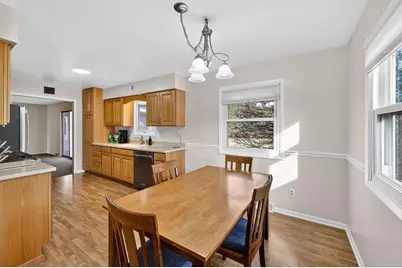 5110 Sherven Drive, Madison, WI 53716 - Photo 9