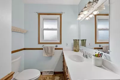 5110 Sherven Drive, Madison, WI 53716 - Photo 25