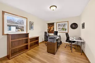 5110 Sherven Dr, Madison, WI 53716 - Photo 21