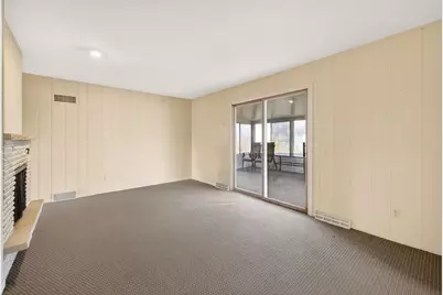 5110 Sherven Drive, Madison, WI 53716 - Photo 15