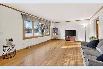 5110 Sherven Drive, Madison, WI 53716 - Photo 11