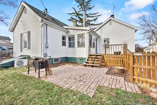 218 W Emmett St, Portage, WI 53901 - Photo 29