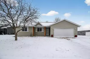 52 Gunther Dr, Janesville, WI 53536 - Photo 1
