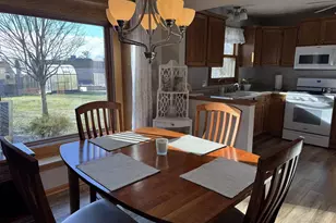 3730 Parkview Dr, Janesville, WI 53546 - Photo 7