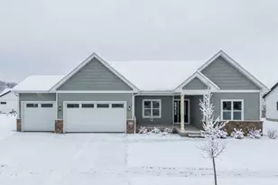 7712 Larkspur Ln, DeForest, WI 53532 - Photo 1
